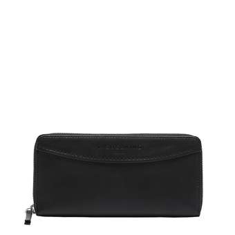 Gigi Liza L Black